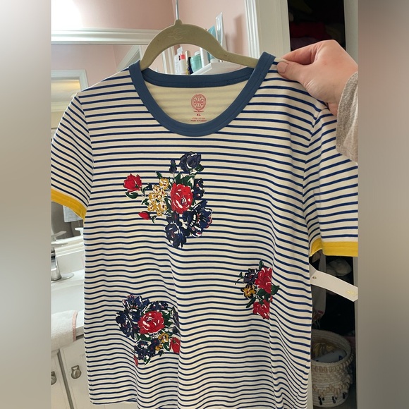 NWT Tory Burch Striped Floral Embroidered T-Shirt -Fresh Stripe Tea Rose - Picture 5 of 7